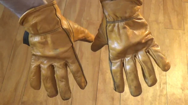 How-to-soften-leather-welding-gloves